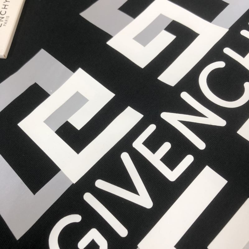 Givenchy T-Shirts